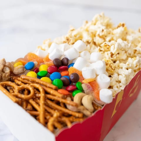 Popcorn Box Treat Display #80